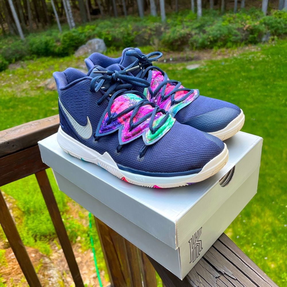 Nike Kyrie 5 “Galaxy” Youth Size 7, Women’s Size 8.5